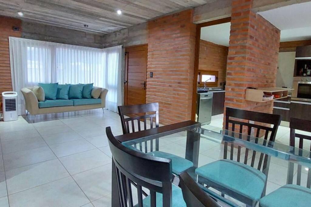 Casa Amplia En Ubicacion Tranquila De La Ciudad Apartment San Salvador de Jujuy