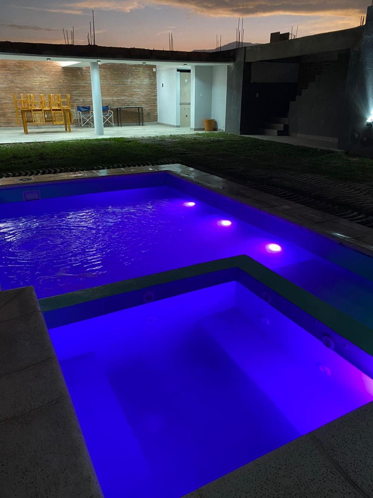 Casa Amplia En Ubicacion Tranquila De La Ciudad