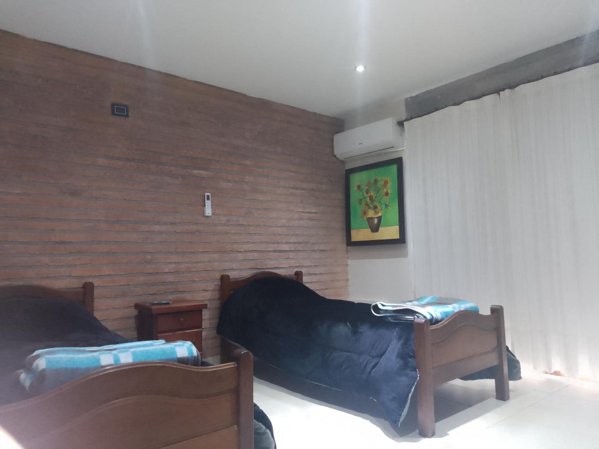 Casa Amplia En Ubicacion Tranquila De La Ciudad Apartment *