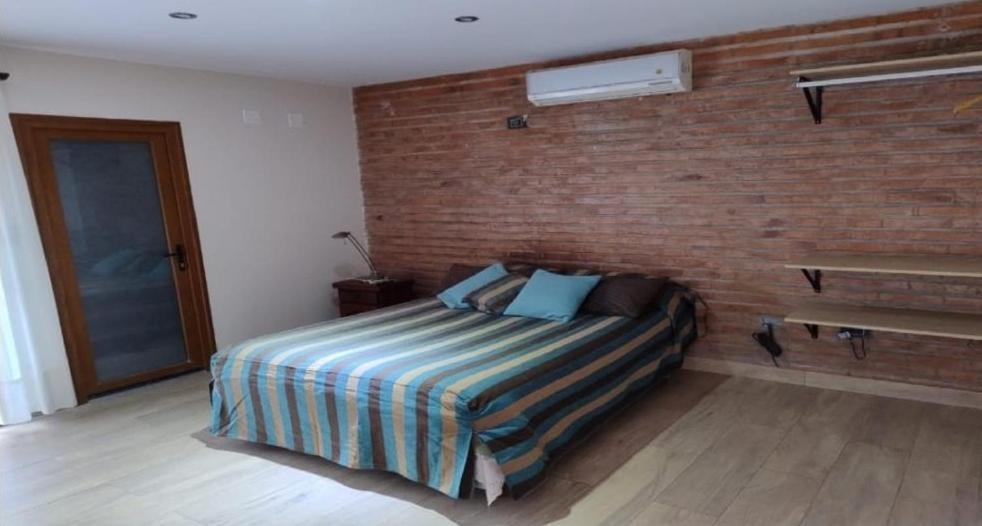 Casa Amplia En Ubicacion Tranquila De La Ciudad Apartment *